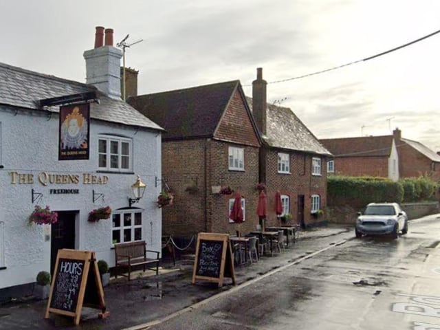 Of Tring West and Long Marston’s 2525 households, 61.6% were not deprived.