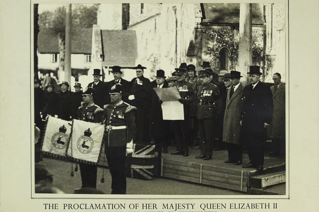 Image of the proclamation of Her Majesty Queen Elizabeth II by the high sheriff of Hertfordshire in February 1952.
Photo (CV_WEL_73): Hertfordshire Archives and Local Studies