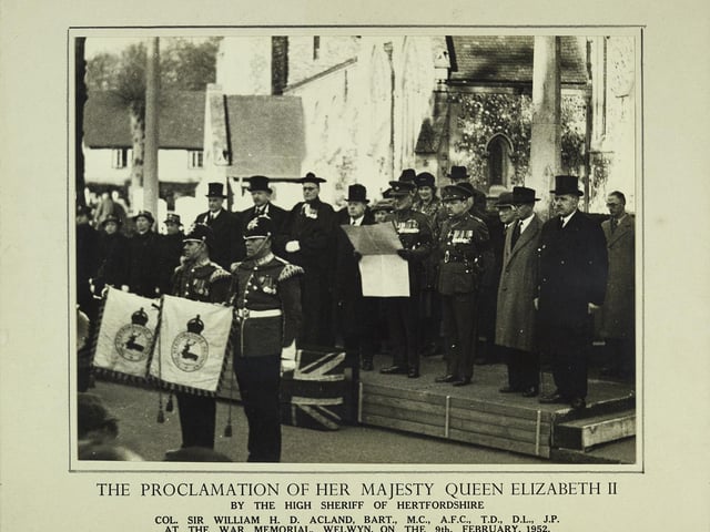 Image of the proclamation of Her Majesty Queen Elizabeth II by the high sheriff of Hertfordshire in February 1952.
Photo (CV_WEL_73): Hertfordshire Archives and Local Studies