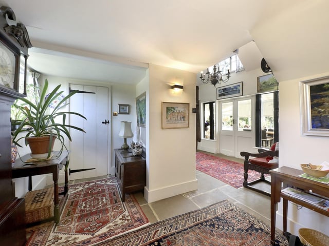 This wonderful property is reputed to be the oldest house in the much sought after village of Chipperfield, dating back in part to the 16th Century