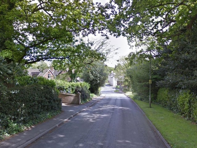 Of Berkhamsted South 2368 households, 64% were not deprived.