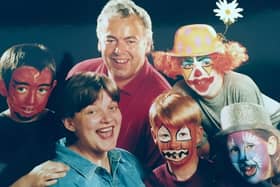 The play celebrates the life of the Stanton family.