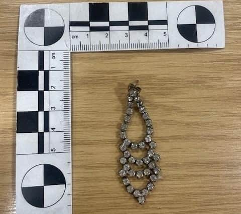 Police launch appeal to return jewellery believed to be stolen in Hemel ...