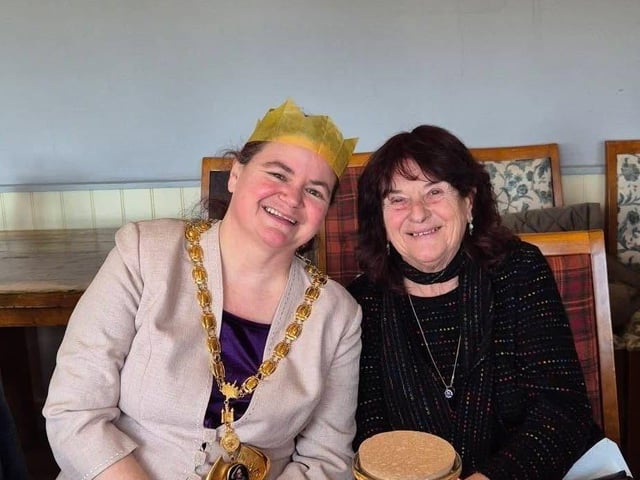 Mayoress Catherine with one of the guests