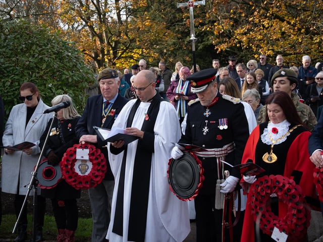Mayor of Dacorum Cllr Catherine McArevey and Lord Lieutenant of Hertfordshire Robert Voss were among the participants in the service