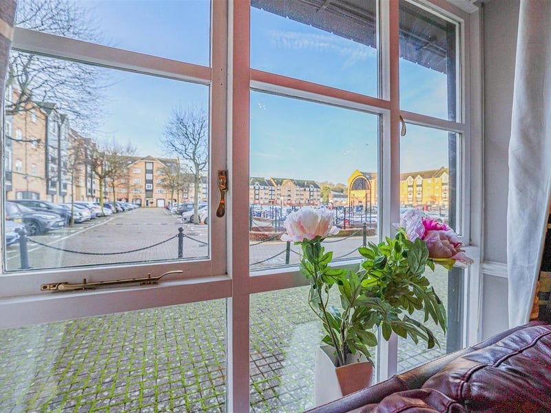 The bustling marina surrounds is perfect for a spot of people watching, whether in amongst it or from the peaceful comfort of your new home.