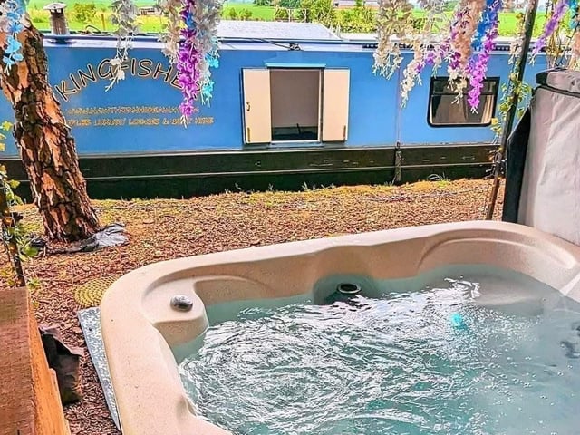 The narrowboat and lodges all have hot tubs.