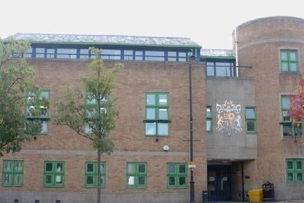Luton court
