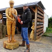 Chainsaw artist create life-size WW2 soldier for Remembrance Day