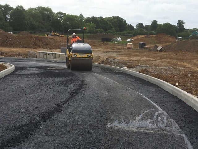 Tarmacking the radius road