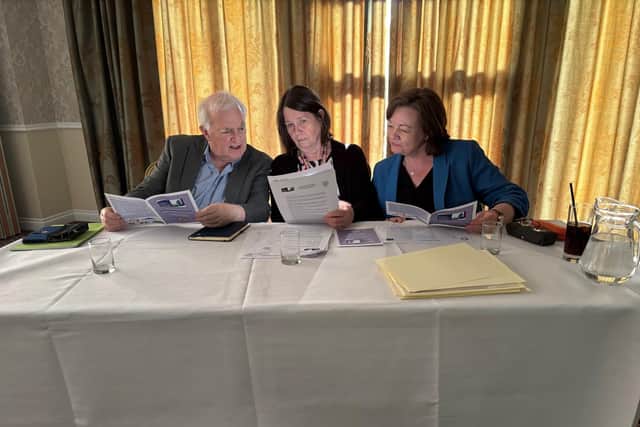 The SuperDragons - judging.