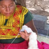 Spinning home-grown cotton on the Isthmus of Tehuantepec. (Photo: Chloë Sayer)