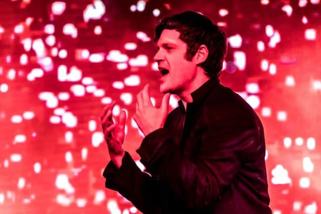 Michael Esper (Valentine)