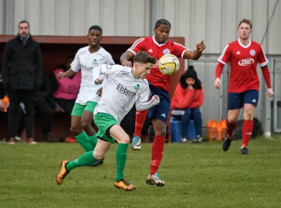 Action from Saturdays clash between Leverstock Green and Biggleswade. (Picture: Guy Wills)