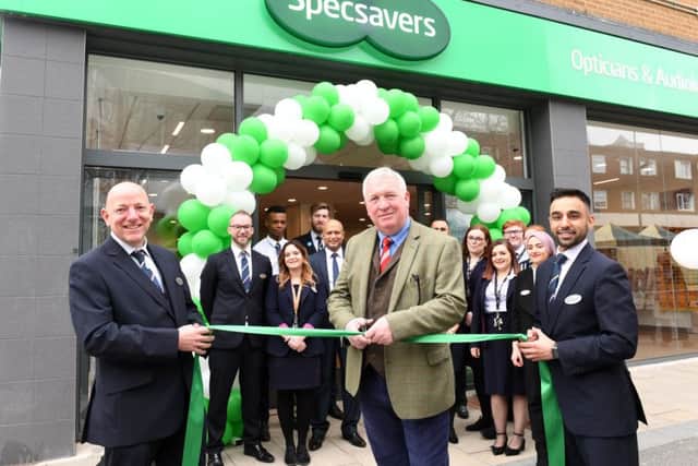 MP Sir Mike Penning opens Specsavers in Hemel Hempstead