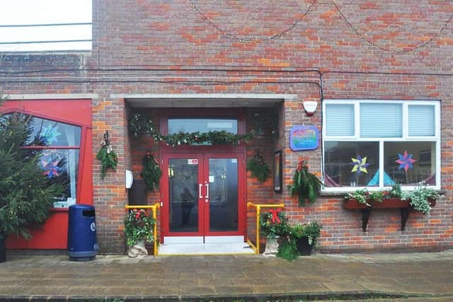 Rudolf Steiner School, Kings Langley decorated for Christmas PNL-160612-115933001