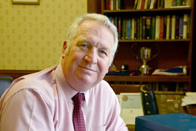 Mike Penning PNL-160601-152614001