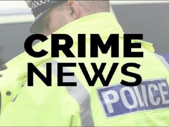 Aylesbury police break up 15 man brawl in Edinburgh fields yesterday