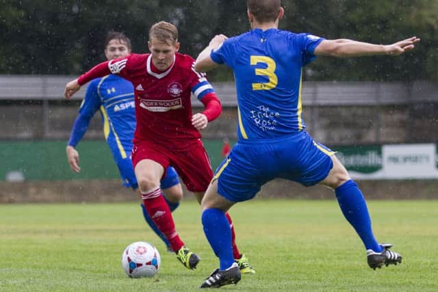 Hemel Town FC captain Jordan Parkes in action against Concord Rangers. Picture (c) Darren Kelly, hemelphotographer@gmail.com
