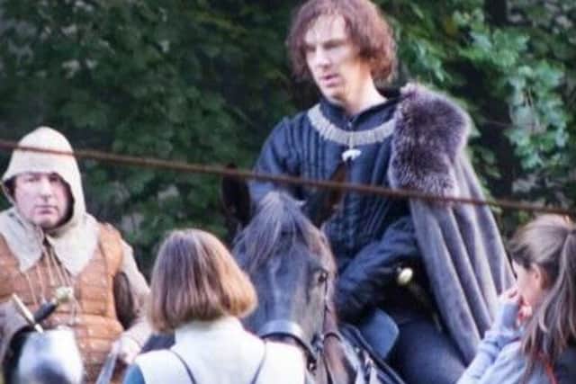 Bendict Cumberbatch in Ashridge - courtesy of @SherlocksBees on Twitter