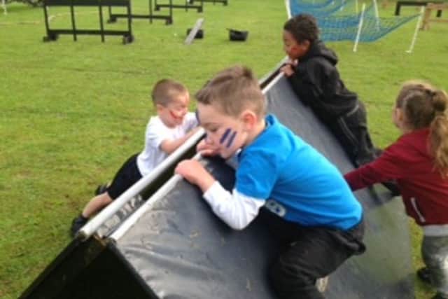 Hemel Hempsteads Brockswood Primary School pupils during a Ultm8 Warrior day PNL-140310-131656001
