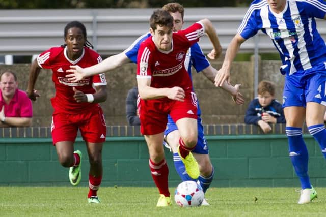 James Potton in action for Hemel Town FC. Picture (c) Darren Kelly