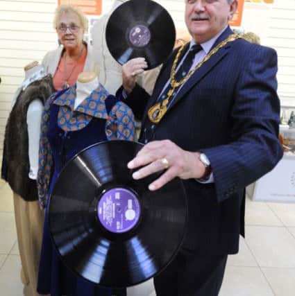 One of the shops in the Marlowes Shopping Centre, Hemel Hempstead went back in time to the 1970's this week.
Mayor and Mayoress of Dacorum Councillor Alan and Mrs.Lawson. PNL-141017-202150009