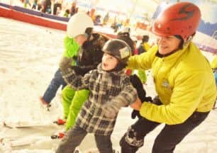The Snow Centre hosted a taster day on the slopes for deaf children.