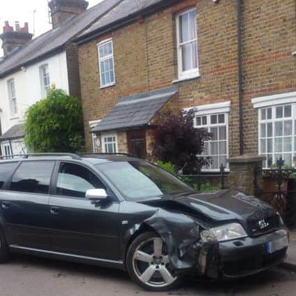 Damage to car after policeman was hit in chase PNL-150701-091115001