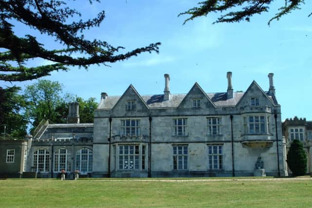 Abbot's Hill independent school for girls in Hemel Hempstead
