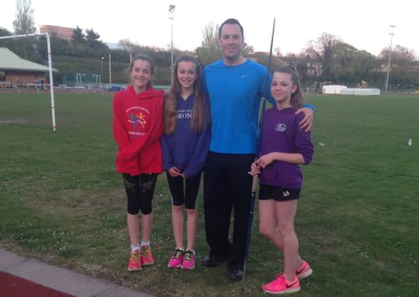 Dacorum & Tring AC has welcomed Paralympian to Douglas Greer to the javelin coaching squad