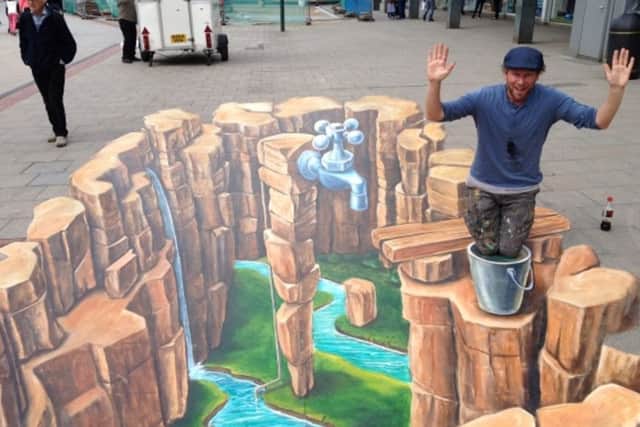 Pavement artist Leon Keer at the Marlowes May Day