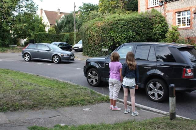 Road safety concerns along Shootersway, Berkhamsted