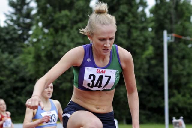 Philly Lowe in action. Picture (c) Gary Mitchell PNL-150615-105440002