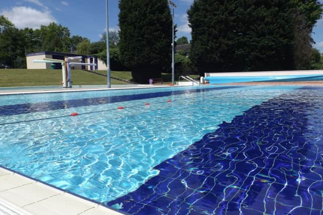 Hemel's outdoor swimming pool.