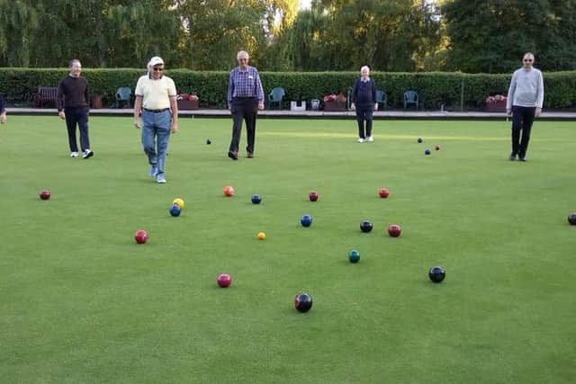 Berkhamsted Bowls Club hosted successful bowls evening for the Hemel Hempstead Rotary Club