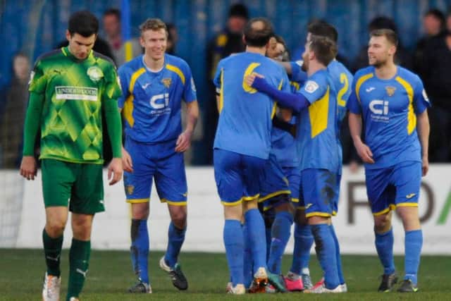 Graeme Montgomery looks dejected as Basingstoke celebrate. Picture (c) Terry Rickeard