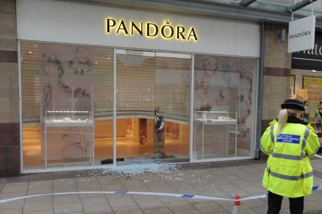 Pandora shop robbery, Riverside Shopping Centre, Hemel Hempstead , February 2016
