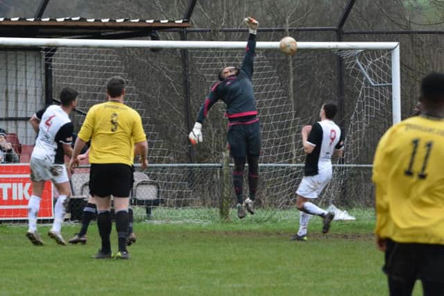 Match action from Kings Langley's victory over Chalfont St Peter. Picture (c) Chris Riddell