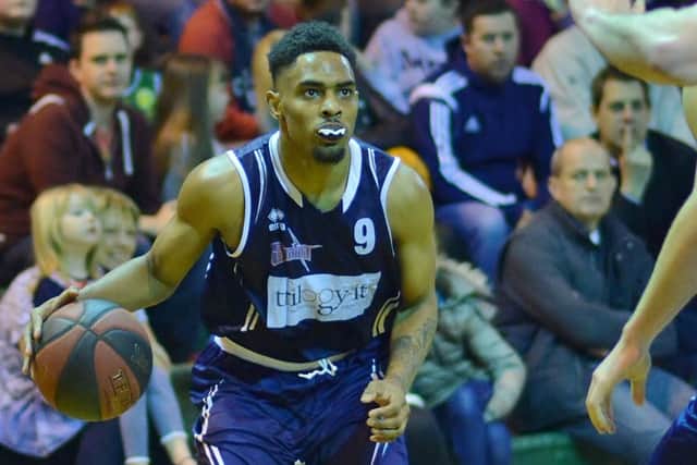 Hemel Storm guard Nik Rhodes on his way to a 33-point haul against the Essex Leopards. Picture (c) Lin Titmuss