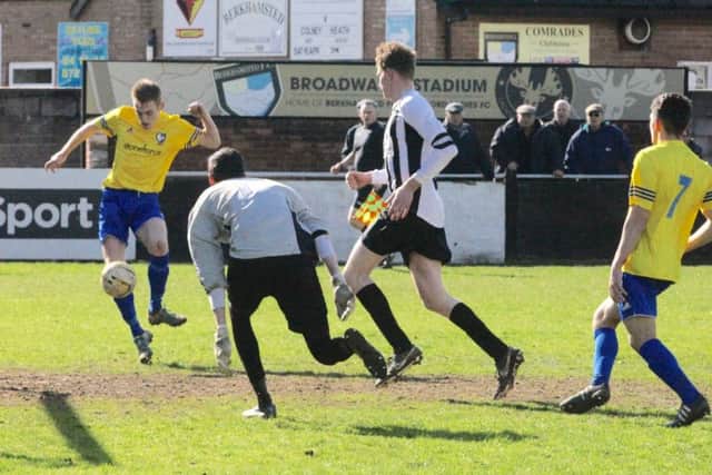Josh Chamberlain got the third goal for the Comrades. Picture (c) Ray Canham