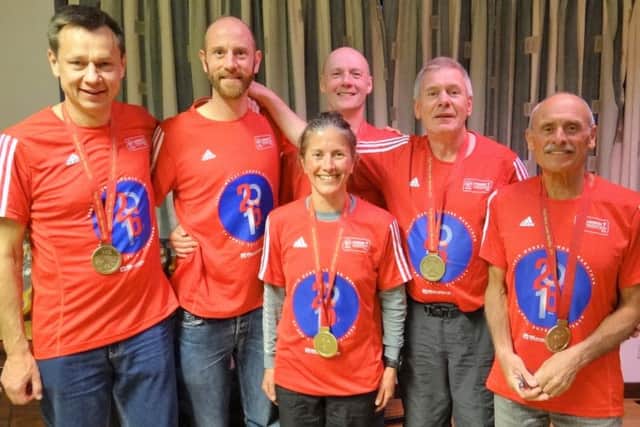 Martin Hopcroft, Luke Delderfield,Verna Burgess, Dave Sawyer, Brian Layton and Tom Griffin represented Tring Running Club at the London Marathon