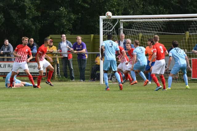 Kings Langley v Slough. Picture: Chris Riddell.
