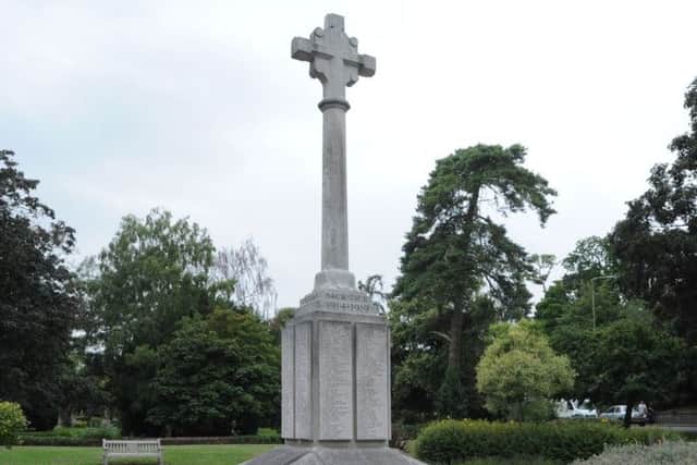 Boxmoor war memorial, Hemel Hempstead