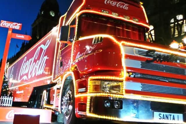 Coca-Cola truck PNL-160411-162332001
