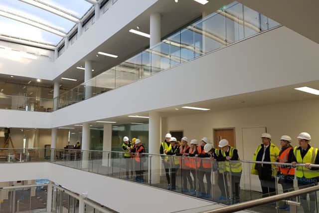 Students' preview of The Forum