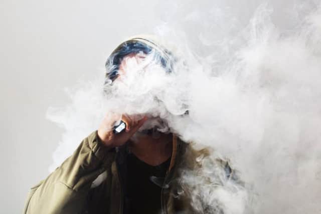 Generic vaping PNL-160704-163513001