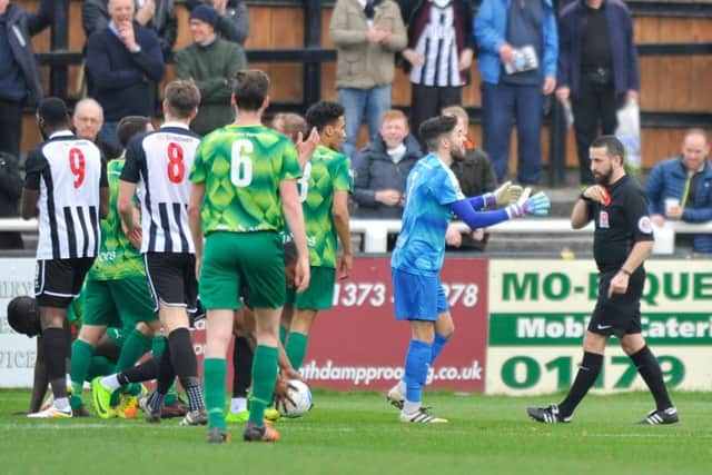 Hemel Town's Arnuad Mendy is red carded.