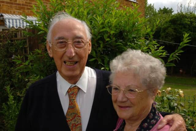 Les Taber, a former Mayor and councillor, is survived by his wife of 70 years Una