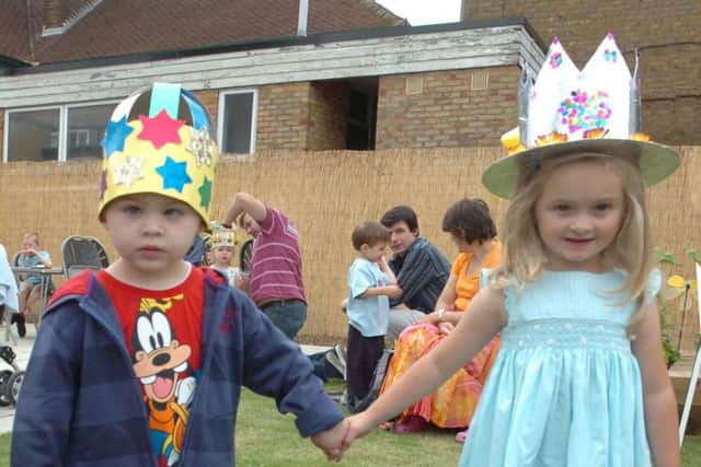 HH29
DS
Bovingdon Pre-School Garden opening.
Zach Sayers and Grace Davis, both aged three, in the hat parade.